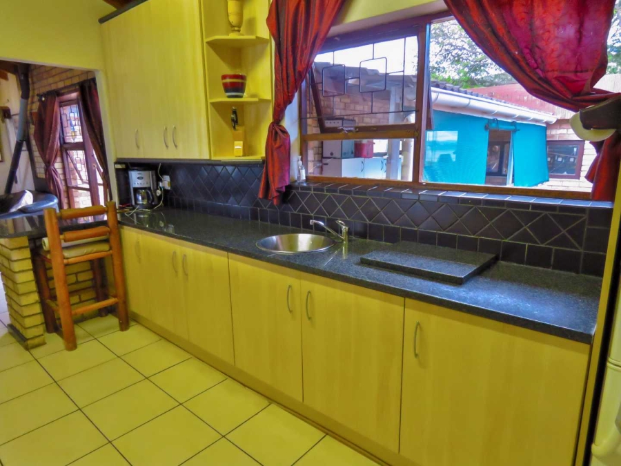 5 Bedroom Property for Sale in Amsterdamhoek Eastern Cape